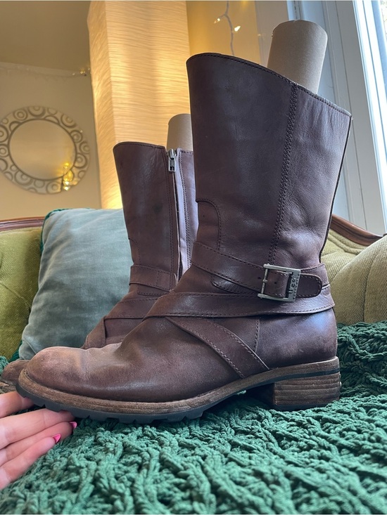 UGG Shoes - UGG Australia Vintage Chestnut Brown Leather Sherpa Line Branded Boots Comfy Y2K
